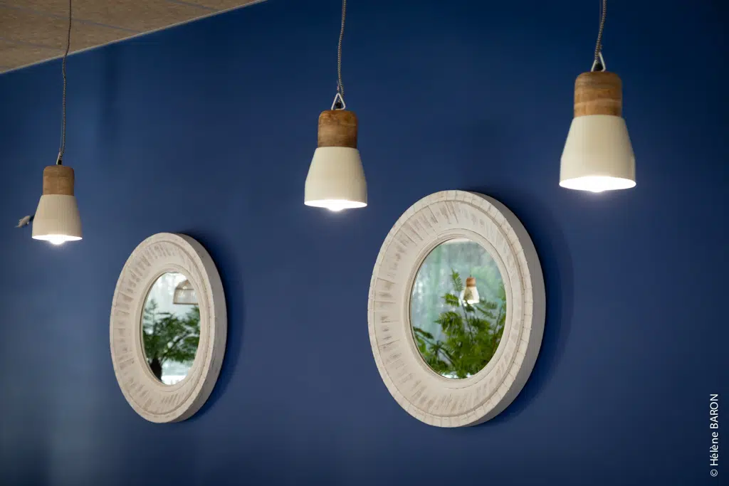 hillrom-detail-miroirs-blanc